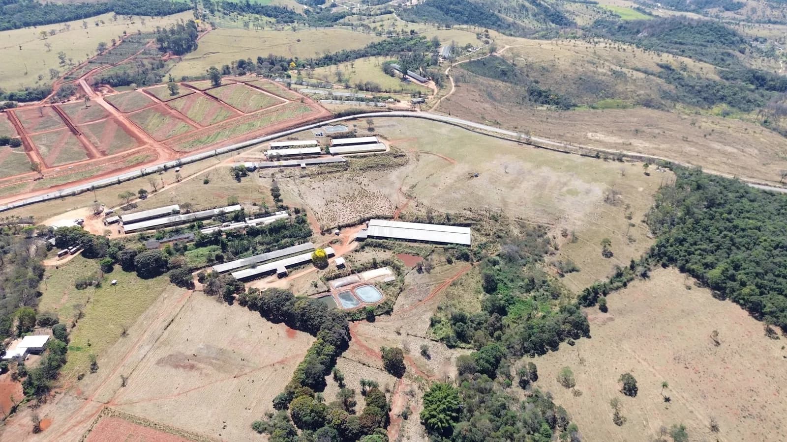ÁREA PARA LOTEAMENTO OU CONDOMÍNIO EM PARÁ DE MINAS, Pará de Minas/MG